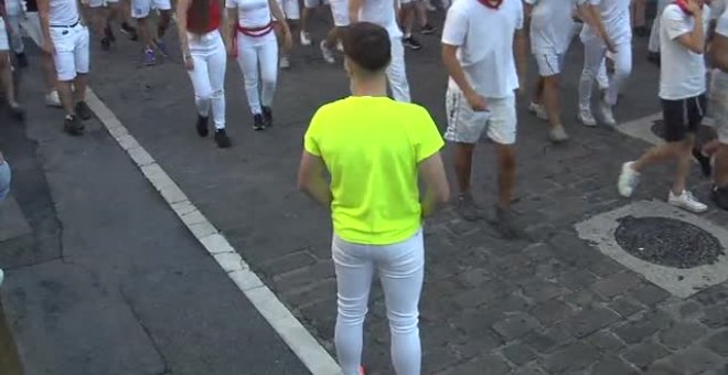 Llenazo en el cuarto encierro de los sanfermines con toros de La Palmosilla