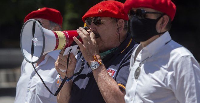 Un grupo carlista se ve obligado a suspender una misa franquista por el 18 de julio a raíz de una noticia de 'Público'