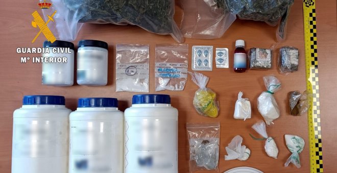 Desmantelado un punto de venta de drogas que se salda con un detenido