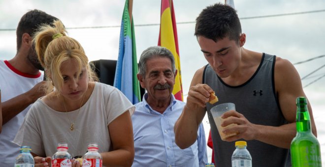 El madrileño Anier Gozálvez gana el I Campeonato Mundial de Comedores de Sobaos