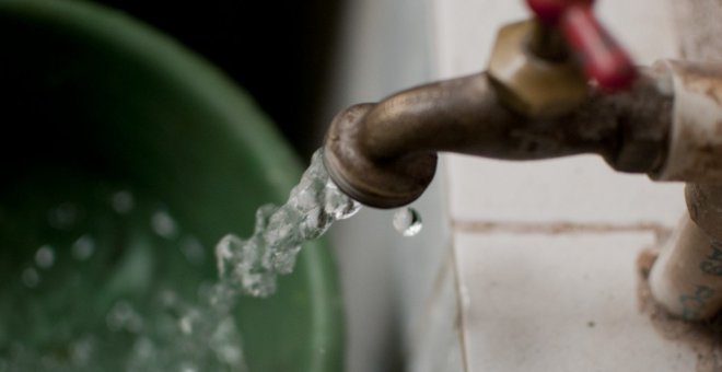 Agua escasa y consumo excesivo, primeras  restricciones para poder garantizar el suministro en Castilla-La Mancha