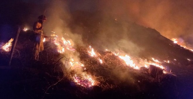 Toda Cantabria está este jueves en máximo riesgo por incendios forestales