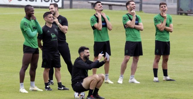 "Tengo ganas, orgullo e ilusión por haber subido juntos a esta categoría"