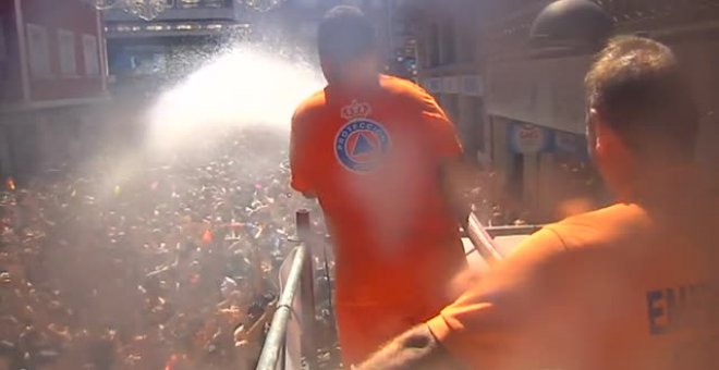 Fiestas de agua en plena sequía