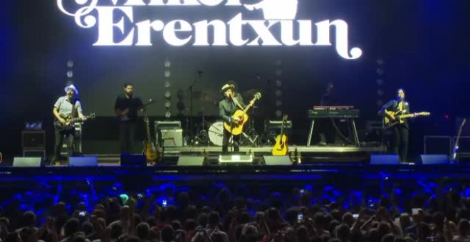 Izal, Leiva y Mikel Erentxun se vuelcan sin reservas en un Sonorama como los de antes