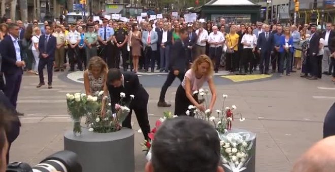 Bochornosa protesta de un grupo de víctimas del 17A en el homenaje por el quinto aniversario de los atentados