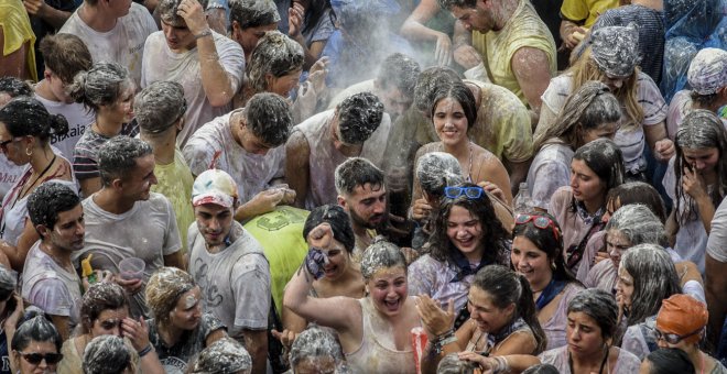 La Ertzaintza y la Policía Municipal investigan cinco pinchazos a mujeres en las fiestas de Bilbao