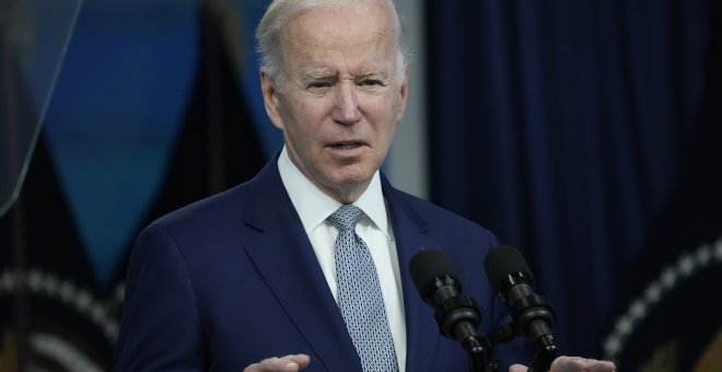 Biden valora cancelar parte de la deuda de los estudiantes universitarios