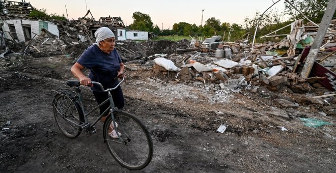 Aumenta a 25 el número de muertos tras el ataque ruso a una estación de tren en Dnipropetrovsk, Ucrania