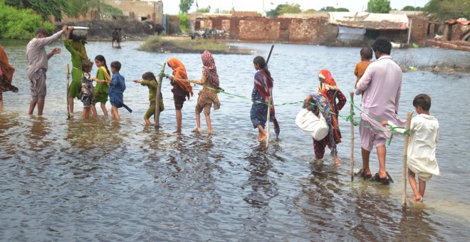 Pakistán solicita ayuda internacional para hacer frente a las inundaciones que han dejado más de mil muertos