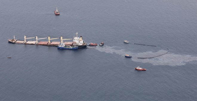 Así avanza el derrame de combustible hacia la Bahía de Algeciras