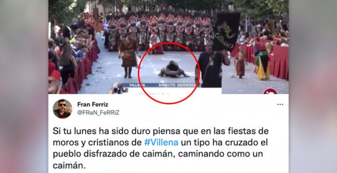 El caimán humano del desfile de Moros y Cristianos de Villena que ha maravillado en las redes: "Me acabas de petar la cabeza"