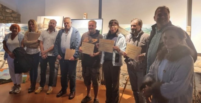 El concurso de pintura rápida reúne a 39 artistas de diez comunidades