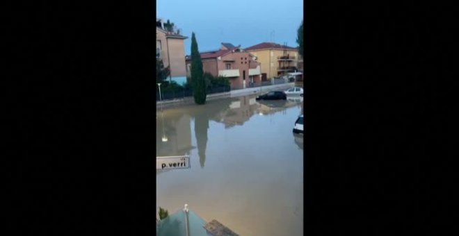 Una tromba de agua causa graves inundaciones en el centro de Italia en apenas dos horas