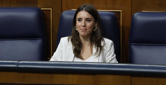 Ciudadanos y Vox manipulan unas declaraciones de Irene Montero para acusarla de aceptar la pederastia