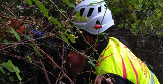 Rescatado un hombre caído tras ceder el sendero por el que transitaba en Camaleño