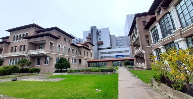 Aumentan los casos de Covid en Cantabria pero se reduce el número de pacientes en UCI