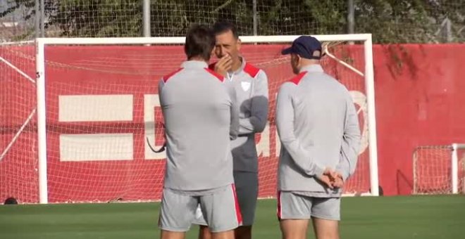 Lopetegui entrena a su plantilla en medio de la incertidumbre sobre su continuidad