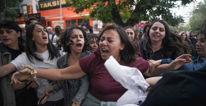 Las autoridades iraníes blindan con antidisturbios las universidades de Teherán para atajar las protestas