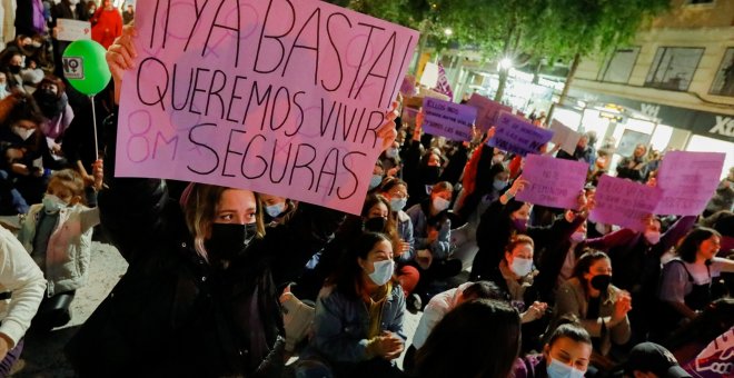 Casi el 60% de las jóvenes afirma haber mantenido sexo sin ganas o por compromiso