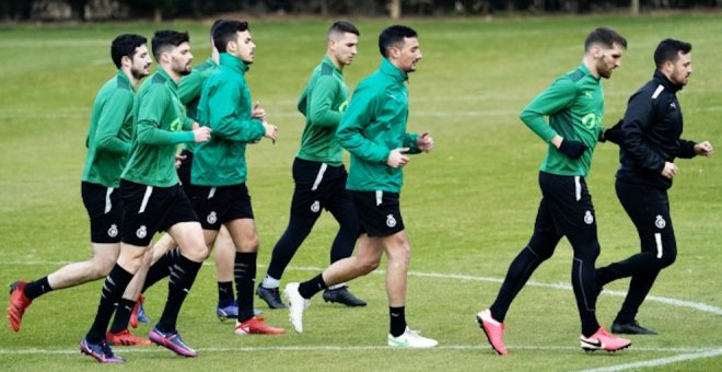 El Racing prepara en las Instalaciones Nando Yosu la visita al Ciudad de Valencia