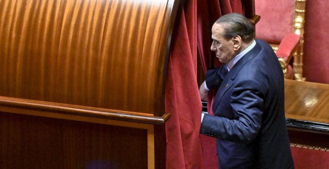 Dominio Público - El posfascismo, Berlusconi y el teatro parlamentario