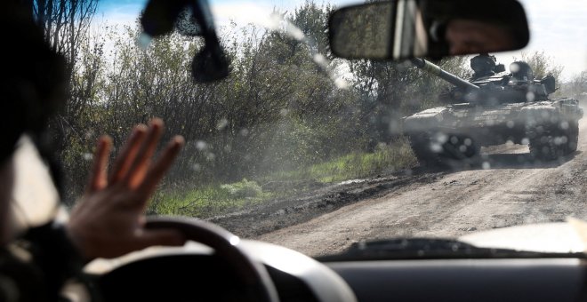 Bielorrusia eleva el nivel de alerta de sus fuerzas de seguridad mientras continúan los bombardeos en Ucrania