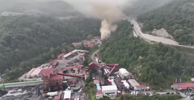 Al menos 41 muertos en una explosión en una mina de Turquía