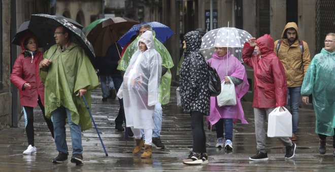 El otoño llega tarde pero entra cargado de lluvias y frío