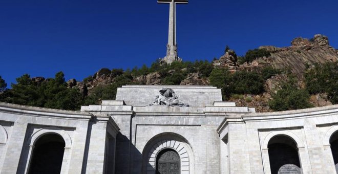 Otras miradas - Volar la cruz del Valle de los Caído: una imprescindible iconoclasia laica