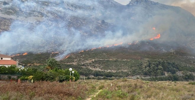 Nueve incendios forestales se mantienen activos en Cantabria