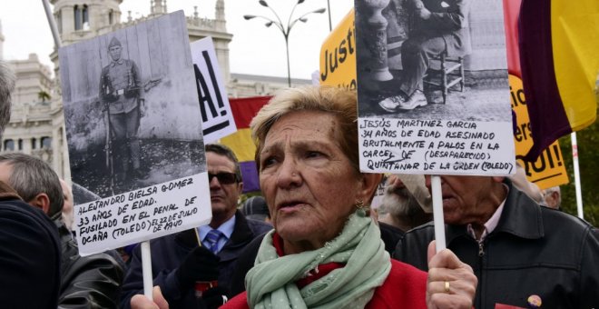 El Gobierno celebrará este lunes el homenaje a las víctimas del franquismo que marca la Ley de Memoria Democrática