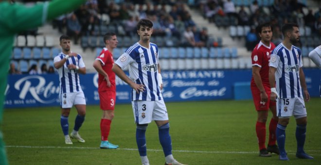 La Gimnástica tropieza frente al Marino de Luanco