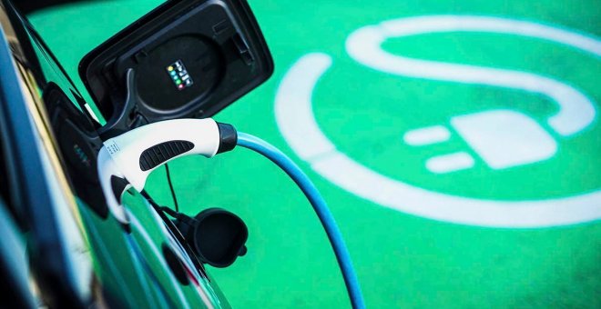 Se disparan las ventas de coches híbridos y eléctricos en Europa