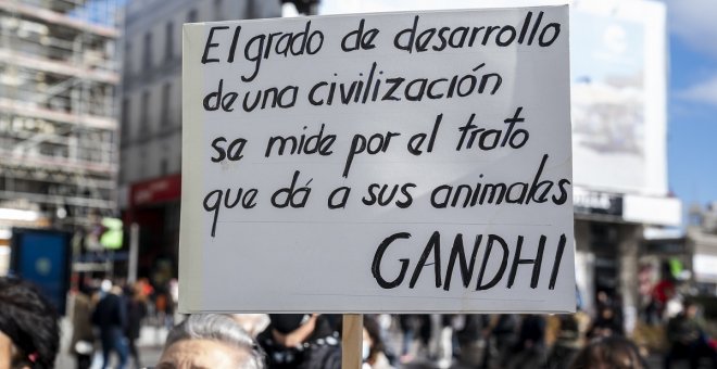 Pacma denuncia el maltrato animal de un cazador que muestra "con orgullo" las heridas de sus perros