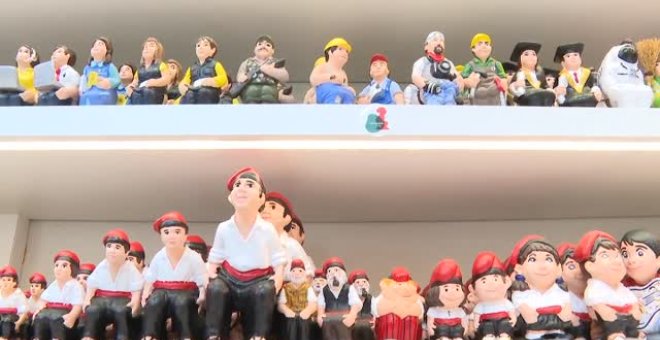 Ya se puede disfrutar de los caganer para los belenes de la próxima Navidad