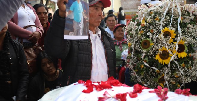 Otras miradas - Señor Pedro Sánchez, Perú se desangra