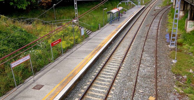 Urgen la instalación un ascensor en el apeadero de Nueva Montaña