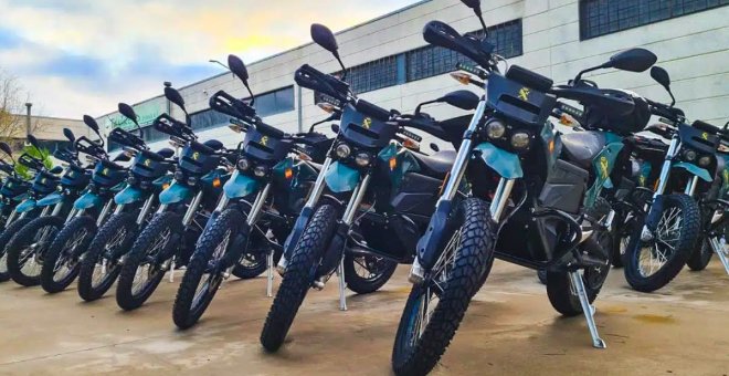 Este es el precio de cada una de las 157 nuevas motos eléctricas de la Guardia Civil