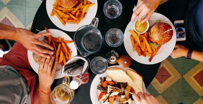 Sanidad impulsa la campaña 'Plato Saludable Cantabria' para fomentar hábitos alimenticios saludables