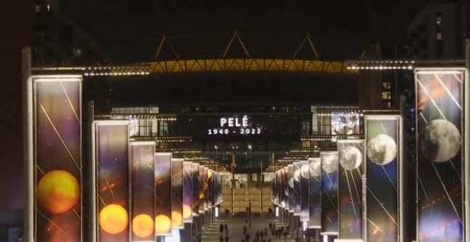 Los homenajes a Pelé se suceden a lo largo y ancho del planeta