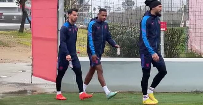 Primer entreno del año para el Sevilla de cara a la cita copera en Linares