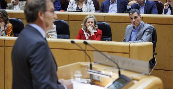 El PSOE, un año después de Pablo Casado: "Nada ha cambiado con Feijóo, la influencia de Ayuso sigue"