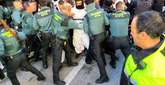 En libertad los seis detenidos durante el desalojo de un edificio de la Sareb ocupado en Villalba