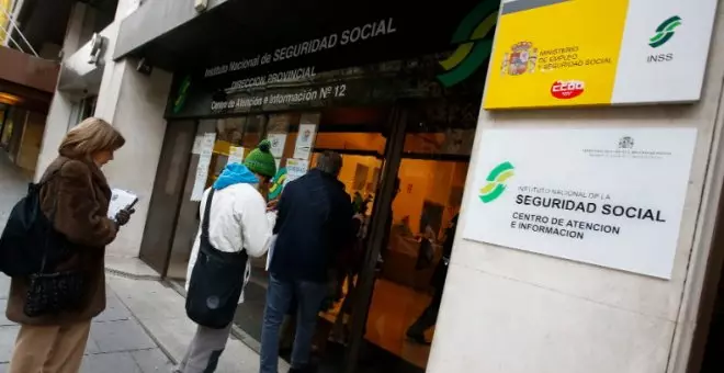 Mayores de 65 años, sin cita, no son atendidos en las oficinas de la Seguridad Social