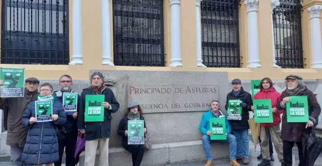 Salvemos La Vega apunta a Barbón y califica de "aberración" atravesar la fábrica con una autopista