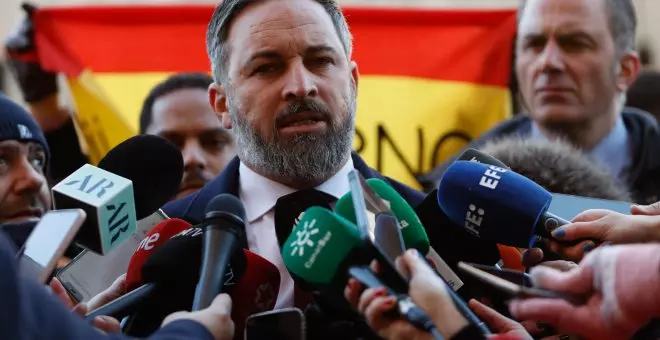 Abascal lanza su discurso más racista con el ataque de Algeciras mientras la Iglesia pide no caer en la "demagogia"