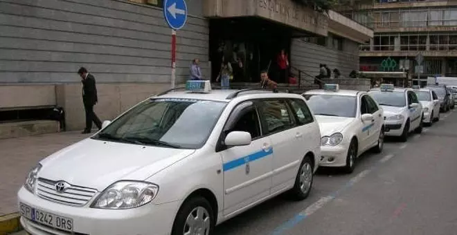 El Ayuntamiento destina 40.000 euros a ayudas al bono-taxi para personas con discapacidad