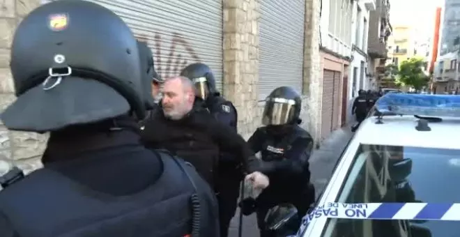 Desahucian a una jubilada con un hijo con discapacidad en Alicante