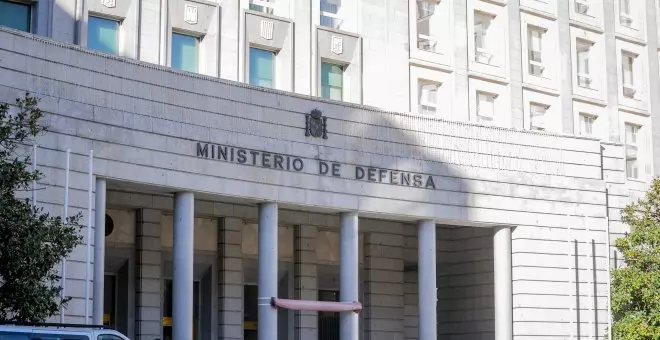 Evacúan parte del Ministerio de Defensa tras una falsa alarma por dos paquetes sospechosos